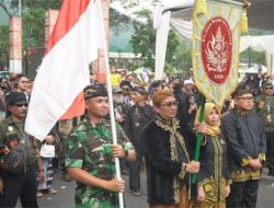 Pj Bupati Yudia Sambut Kedatangan Kirab Panji Sumedang Larang & Mahkota Kemaharajaan Sunda